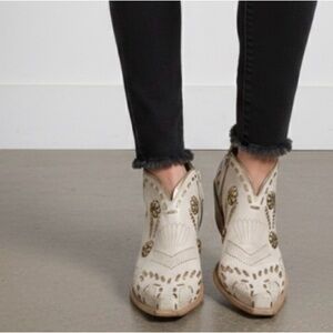 Embellished Cream Women's Shoes
